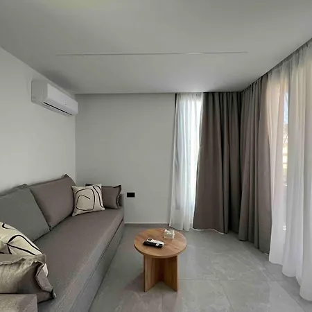 Euphoria Junior Suite With Jacuzzi By Senaon Urban Living Heraklion Zewnętrze zdjęcie